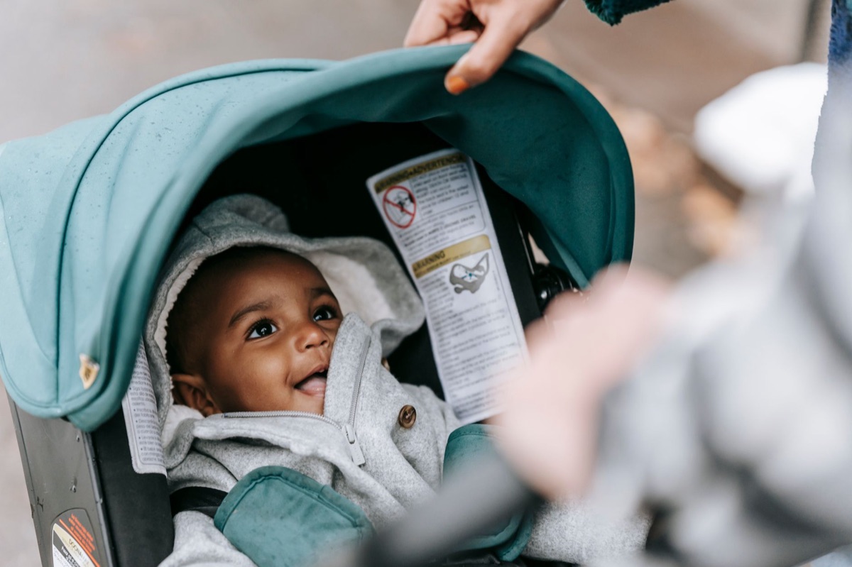 Lista de verificación de seguridad infantil en el coche