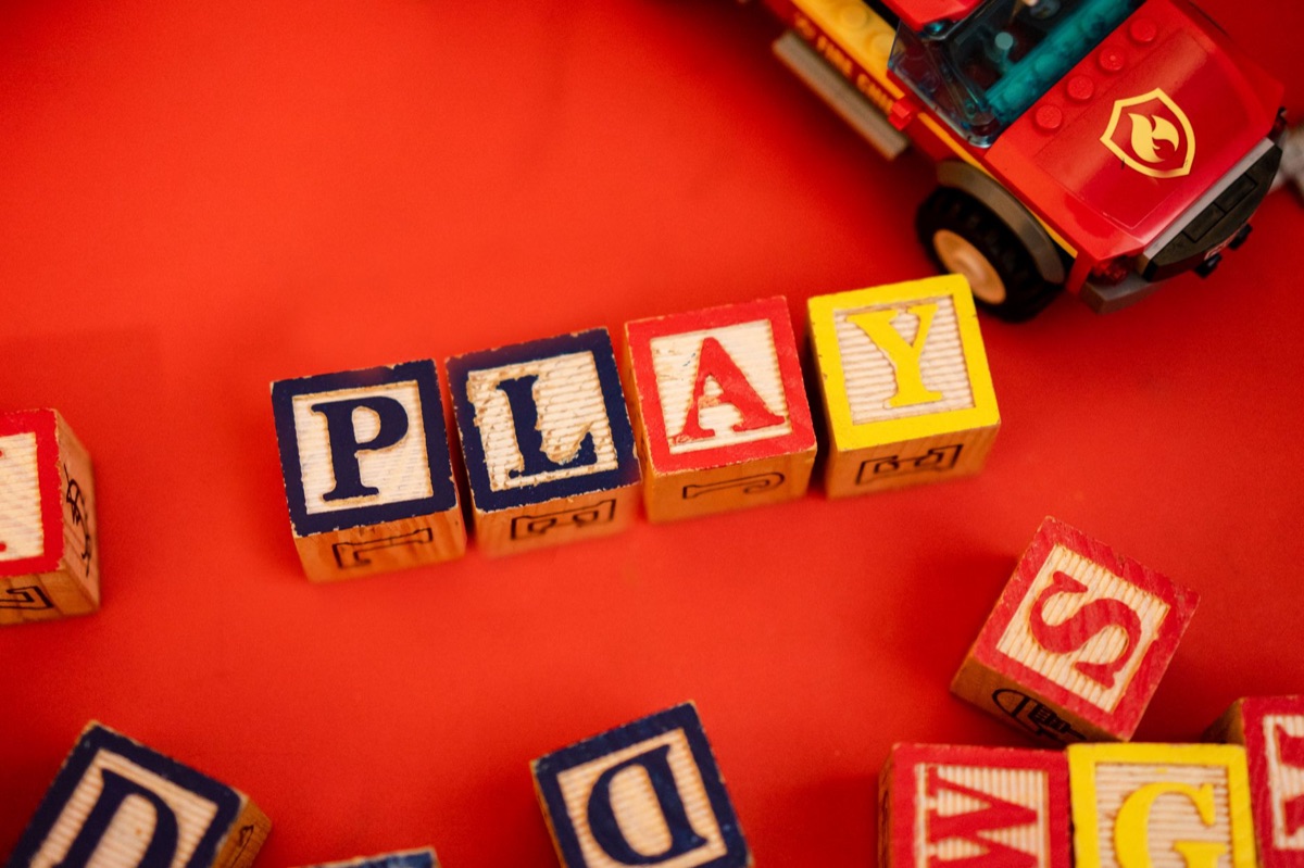 Bloques de madera para aprender letras